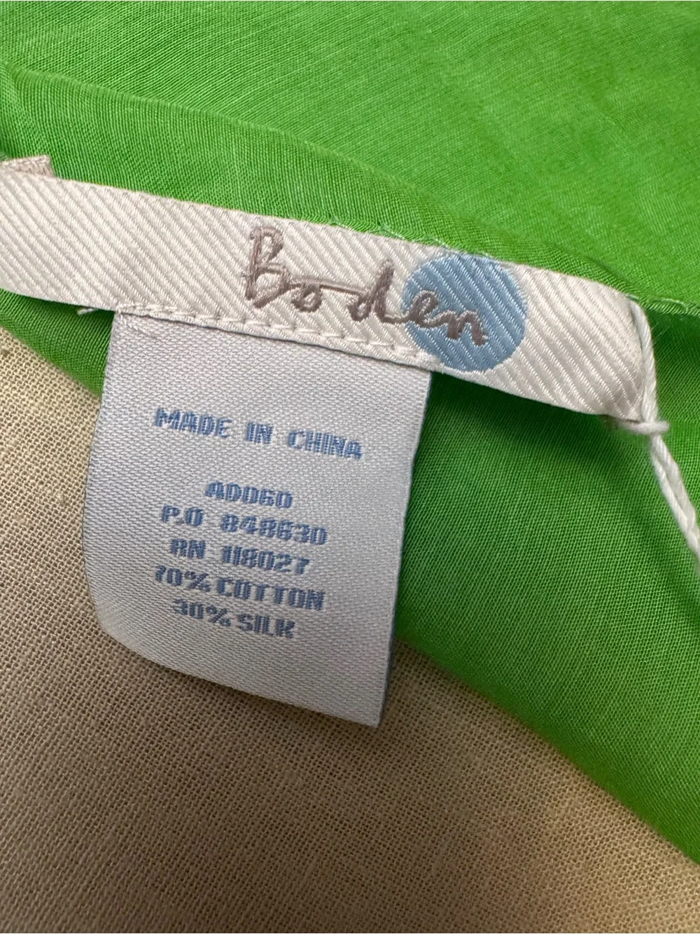 Boden Bright Green Lightweight Women's Wrap Scarf